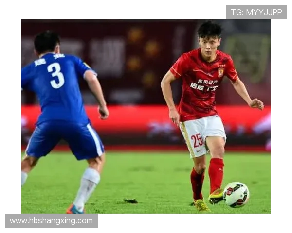 南京篮球队的节奏变革引发热议球迷期待新战术带来的精彩表现