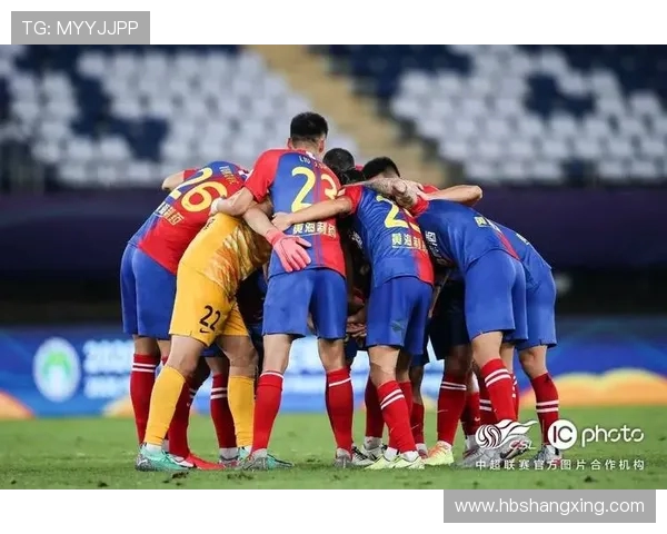 西安足球队的团队协作揭秘与精彩瞬间分享 西安足球队的团队协作揭秘与精彩瞬间分享