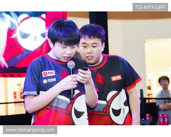 嘉玮领衔穿越火线战队挑战极限，展现电竞新风潮与个人魅力