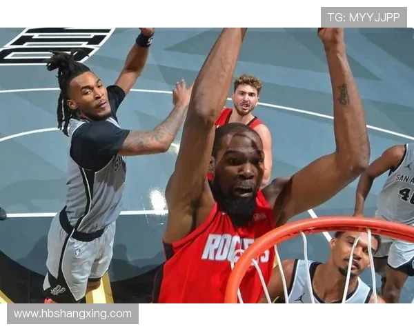 2004年火箭队对阵马刺队全场精彩比赛视频回顾与分析