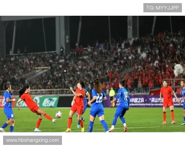 乌兹别克女足迎战伊朗队展开激烈较量争夺亚洲杯晋级资格